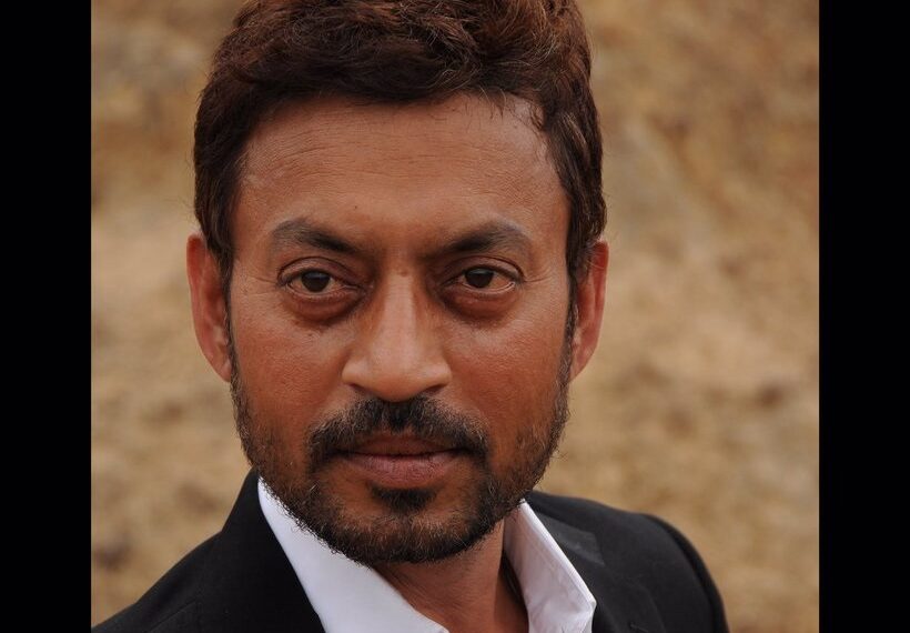 बुक रिव्यू-कोरे पन्नों पर लिखी इरफान की दास्तान