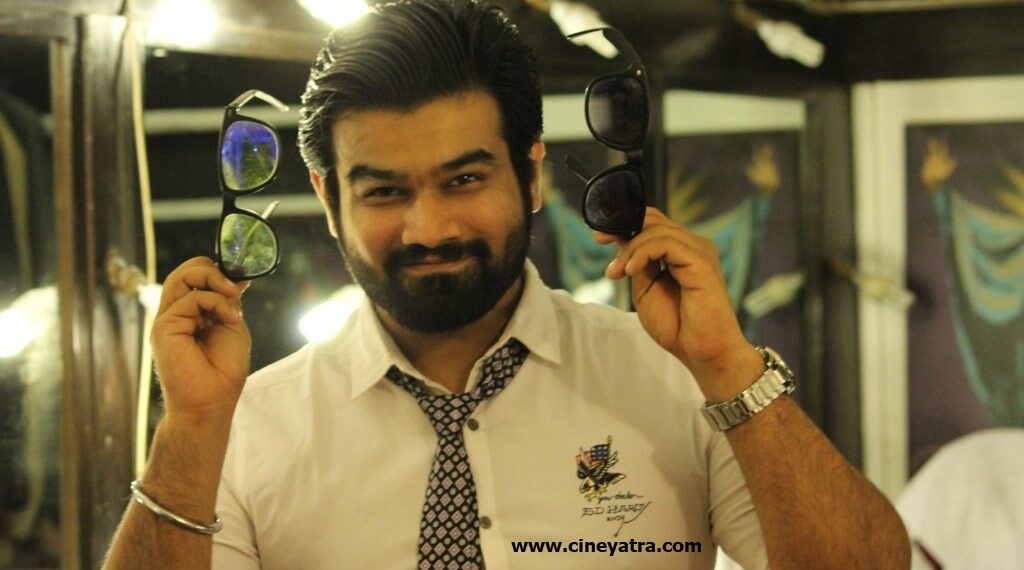 साहिल वैद-मुझे बड़ी गाड़ी नहीं बड़ा काम चाहिए